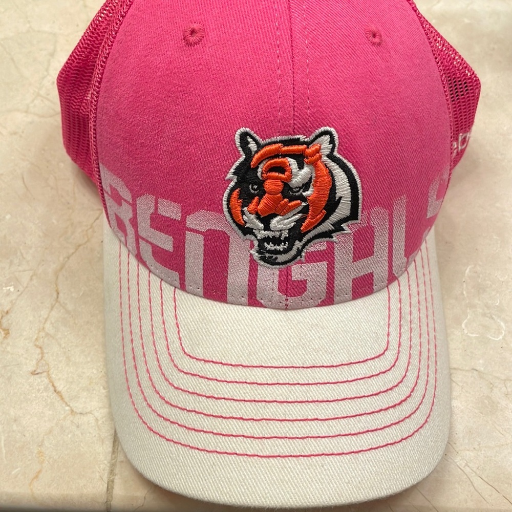 Vintage Cincinnati Bengals Pink Hat